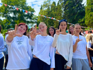 Первые в деле: как в ДОЛ “Экспресс” зажигают новые звёзды