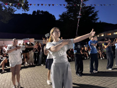 Танцующий человек: тут не до сна, тут до утра танцуют!