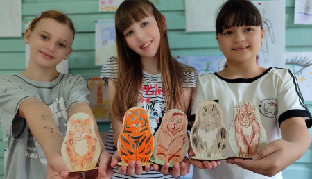 Детские руки, берегущие природу: Матрёшки с душой Приморья 