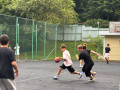 Мяч летал, свисток свистел: в лагере выясняли, кто тут самый спортивный!