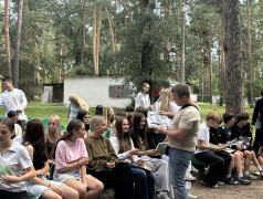 Ура, у нас гости в лагере "Ракета"! 