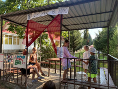 Когда в лагере своя валюта: за экспрессики тут делают тату, причёски и даже массаж!