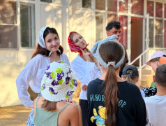 Когда культурный код &mdash; это не про программирование, а про то, как правильно танцевать и что обязательно подать к столу: итоги гостевания в ДОЛ &bdquo;Экспресс&ldquo;