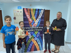 От узора до истории: как ребята оживили матрёшек в лагере!