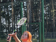Турнир по бадминтону в лагере &laquo;Дружба&raquo;: скорость, реакция и азарт!