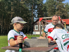 Турнир по армрестлингу в лагере &laquo;Дружба&raquo;: сила, техника, характер.