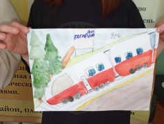Рисунки ко Дню железнодорожника: творчество ребят из кружка &laquo;Весёлое рисование&raquo;! 