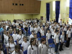 Сегодня состоялась торжественная линейка, посвященная открытию 2-ой лагерной смены в Усладе!