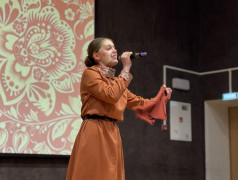 «Фабрика изумрудов: драгоценности лагеря» — яркое шоу талантов в «Алёнушке»!
