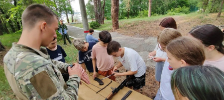 Военно‑патриотическая игра «Зарница» продолжается в лагере «Услада»!