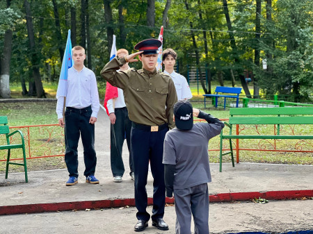 Путешествие в СССР: смотр строя и песни!