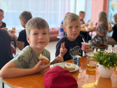 В лагере имени Павлика Морозова появилась замечательная традиция &mdash; &laquo;День Хорошего Настроения&raquo;! ☀️