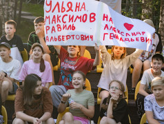 «Комический футбол» в лагере «Маяк»: смех, азарт и команда!
