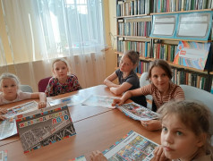 Сегодня младшие отряды погрузились в увлекательную игру - "Железнодорожное лото"