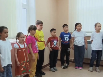 "Бато, Алтана и 14 ИСКР ДРУЖБЫ"