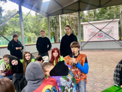 Моя запятая: принять нельзя отказаться.