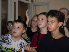 Когда одна запятая меняет смысл: день про принятие в Заслоновграде