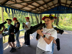 Лазертаг в &laquo;Дубках&raquo;