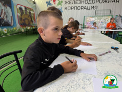Морские пейзажи: юные художники ДОЛ &laquo;Зелёный огонёк&raquo; нарисовали свои первые корабли