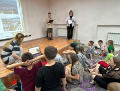 Интеллектуальное шоу «Колесо истории»