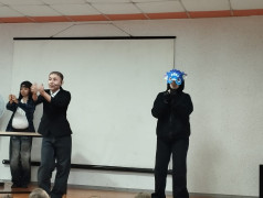 Шоу-пародия «Точь-в-точь»
