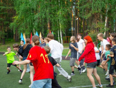 Комический футбол: вожатые против детей&nbsp;&mdash;&nbsp;и никаких правил!