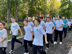 Путешествие в СССР: смотр строя и песни!
