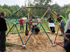&laquo;Железнодорожный вызов&raquo; принят: в ДОЛ им. Лизы Чайкиной прошла битва умов и силы
