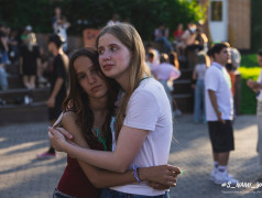 Прощальная дискотека и традиционные &laquo;Обнимашки&raquo; в &laquo;Старой Рузе&raquo;!