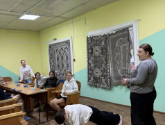 &laquo;Принять нельзя отказаться&raquo; &mdash; где поставим запятую? 