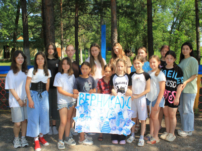 От узора к единству: наш вернисаж Гжели  ДОЛ им. Зои Космодемьянской