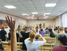 Торжественная церемония &laquo;Мистер и мисс лагеря&raquo; в &laquo;Надежде&raquo;