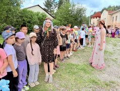 Народов много, а страна ОДНА! : Культурный код единой страны в "Огоньках"!