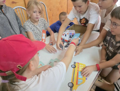 Страна железных дорог: первая помощь и путешествие по планете профессий