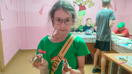  Волшебство своими руками: объёмные поделки из шишек и пластилина!