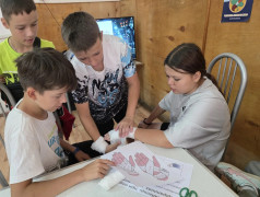 Страна железных дорог: первая помощь и путешествие по планете профессий