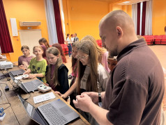 Когда наука круче гаджетов: в нашем лагере высадился &laquo;Кванториум&raquo;!