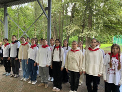 Строй, песня и память о пионерии: 4 отряд победил на смотре! 