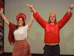«Сказка — ложь, да в ней намёк»: волшебный фестиваль сказок