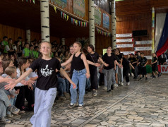 Презентация отрядов: сцена, где зажигаются звёзды! 