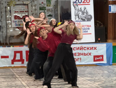  Энергия, драйв и стопроцентный кураж: вечер на эстраде удался на все 100! 