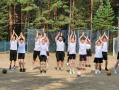 «Быстрее. Выше. Сильнее! – ЛОКОБОЛ-ДОЛ». 