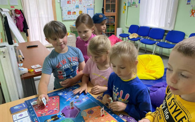На земле Безопасности!