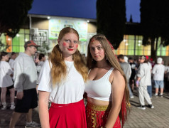 "Танцующий Человек" в ДОЛ «Экспресс» : Битва Ритма и Грации!