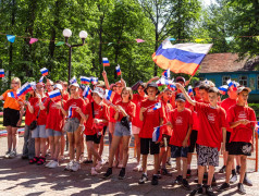 Флаг, Гимн и "Тин-Лига"! «Орлёнок» масштабно отметил День России!