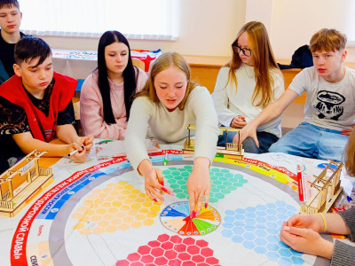 Платформа №7 Наследники железнодорожной славы в лагере "Сосновый бор"