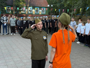 Громкие шаги, звонкие песни! 