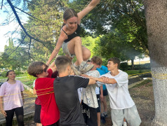 "Кручу-верчу, сплотиться хочу!": Тимбилдинг в ДОЛ «Экспресс»