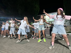 В ДОЛ «Экспресс» зажглась танцевальная феерия!