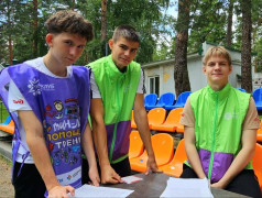 &laquo;Вызов принят!&raquo;: в &laquo;Зелёном огоньке&raquo; прошла стратегическая игра &laquo;Железнодорожный вызов. СВОи ценности&raquo;